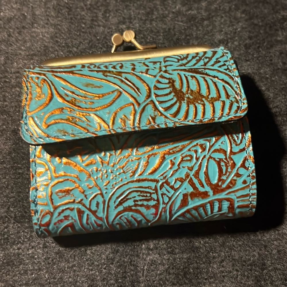 Everly pastel turquoise and gold bifold wallet. Never used. Tags inside.
